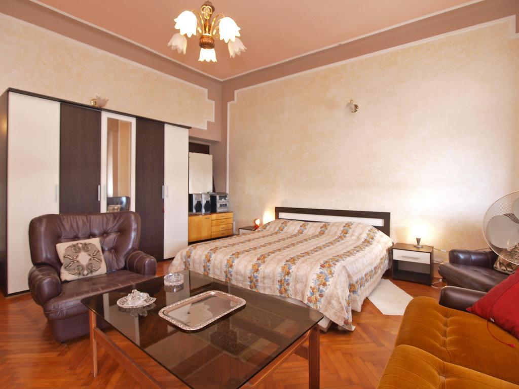Apartments By The Sea 1050 Rovinj Ngoại thất bức ảnh